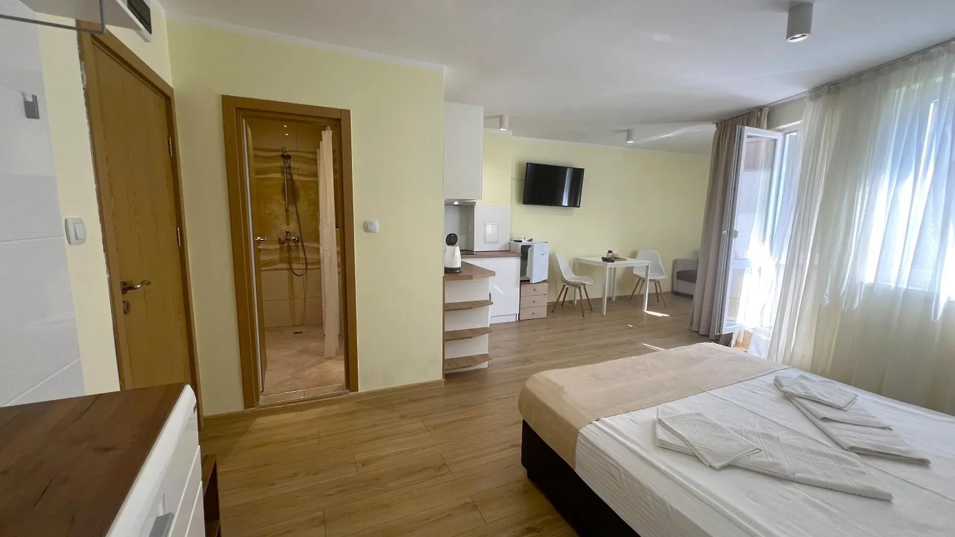 Luxury Apartmemts Burgas 0*,  Bulgaria